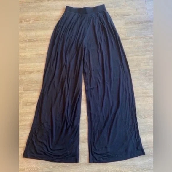 Women’s Black Self-Double Layer Wide Leg Pants Medium - Picture 3 of 4